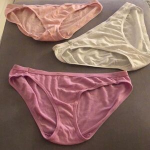 Hanes Women's Pink and White Panty Set